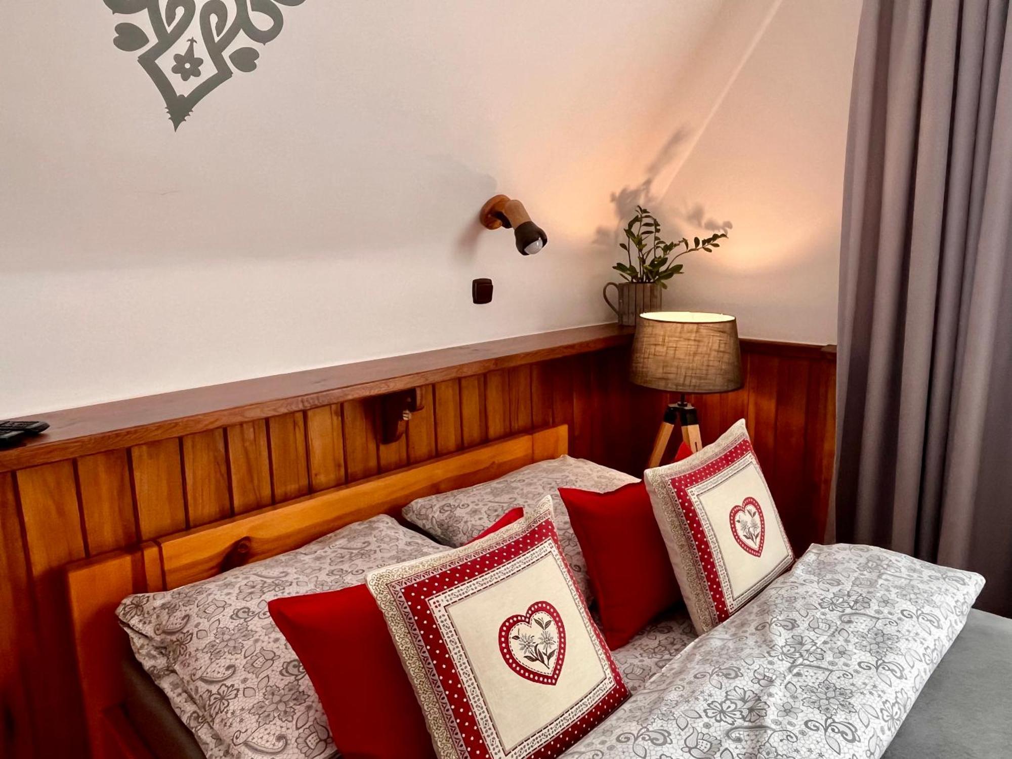 Marina Zakopane Bed & Breakfast ภายนอก รูปภาพ